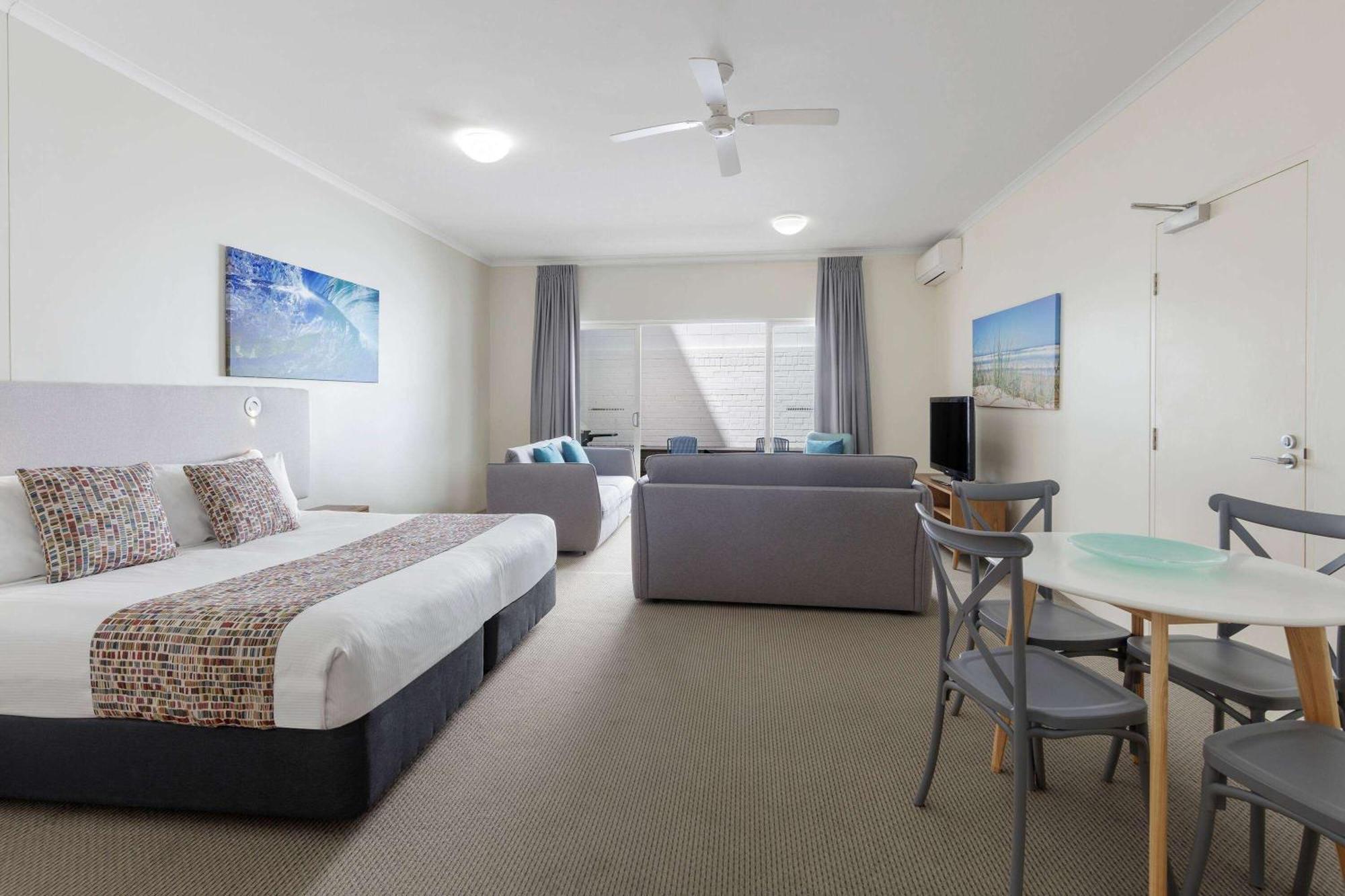 Ramada Resort By Wyndham Shoal Bay Eksteriør bilde